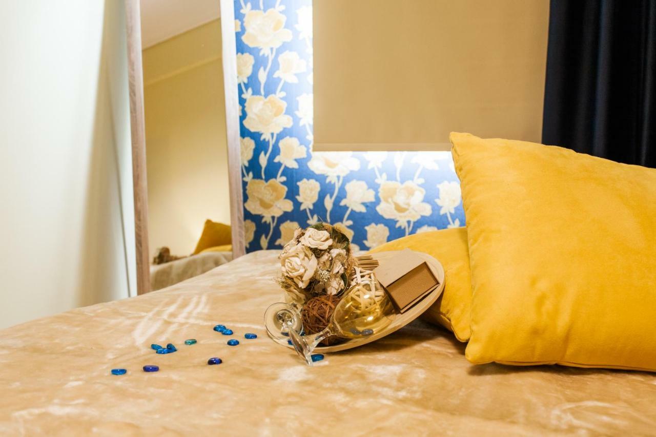 Private Central View Rooms In Apartment Near To Acropolis Metro Station Atenas Exterior foto