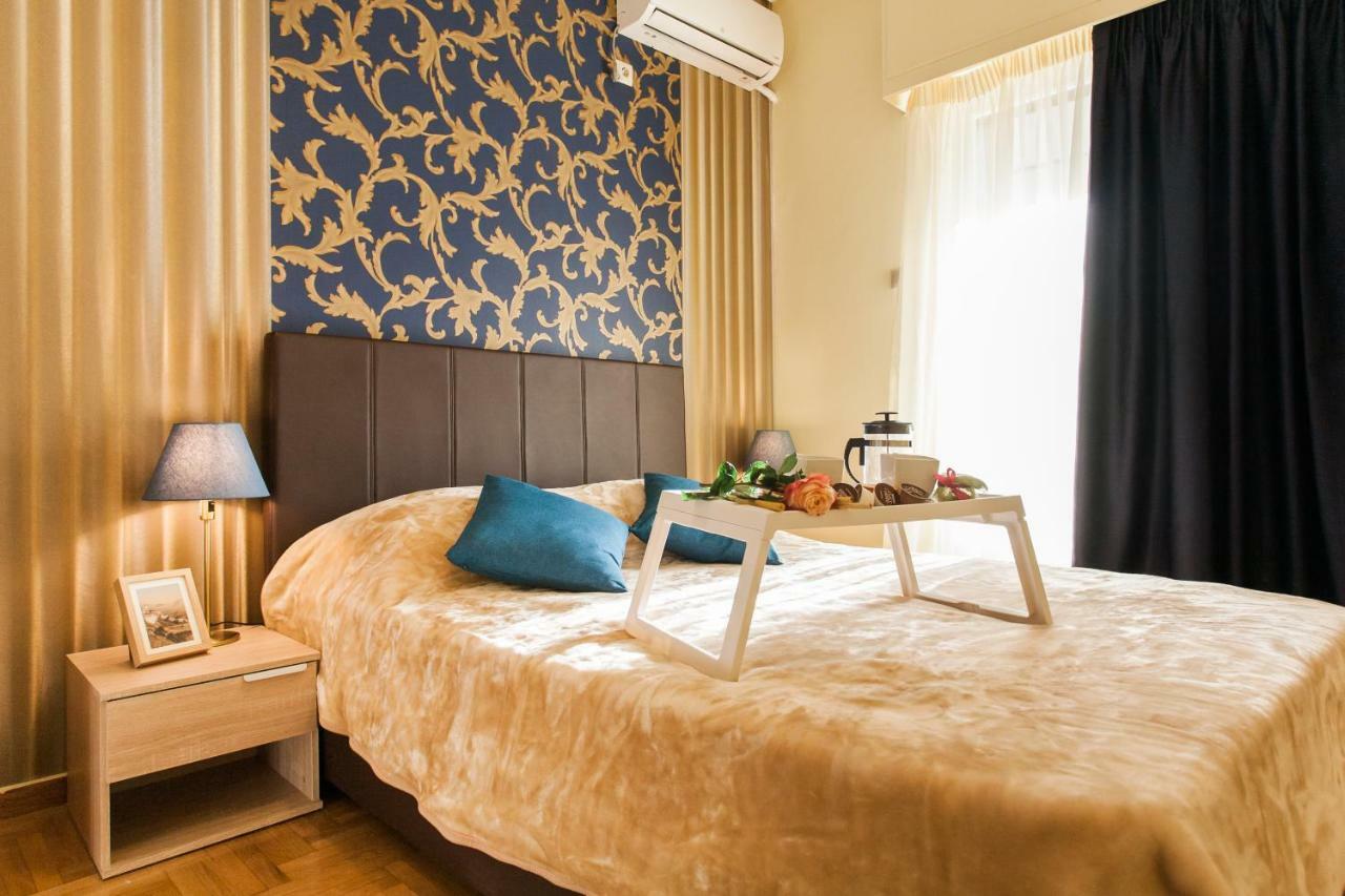 Private Central View Rooms In Apartment Near To Acropolis Metro Station Atenas Exterior foto
