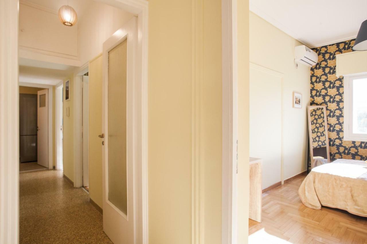 Private Central View Rooms In Apartment Near To Acropolis Metro Station Atenas Exterior foto